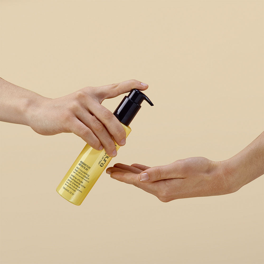 Shu Uemura Essence Absolue Nourishing Oil In Cream 150ml - olio in crema