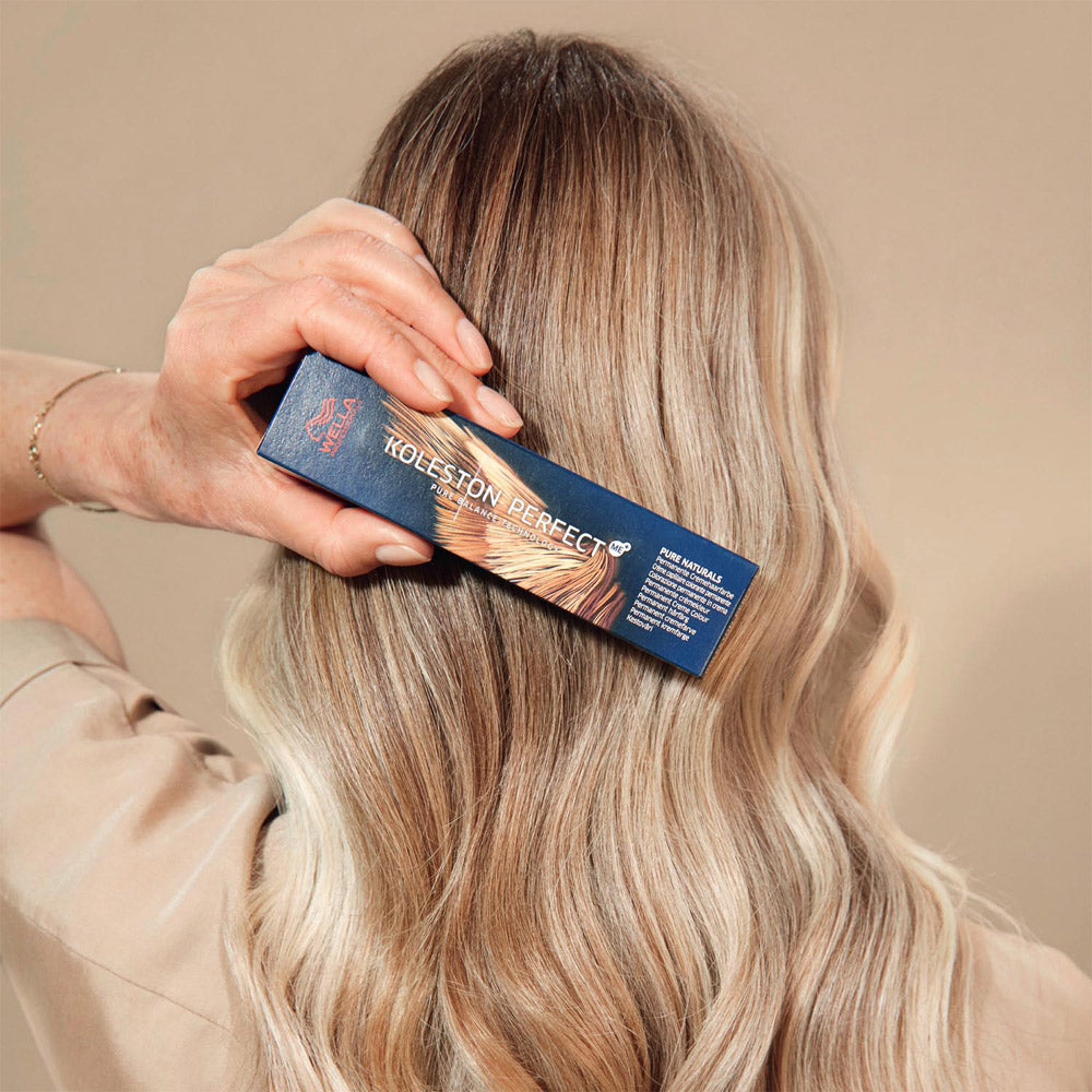 Wella Koleston Perfect ME+ Rich Naturals 8/98 Biondo Chiaro Cenere Perla 60ml - colorazione permanente