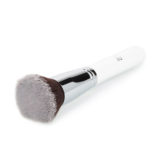 Ilū Make Up Flat Top Kabuki Brush 101 - foundation brush